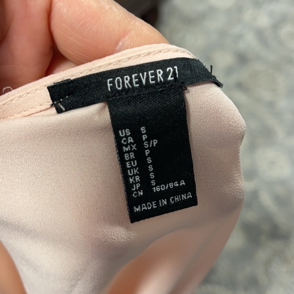 Bundle of Forever 21 long sleeves blouses - Picture 11 of 11